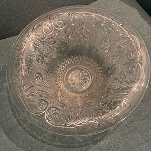 Beautiful etched fruit bowl